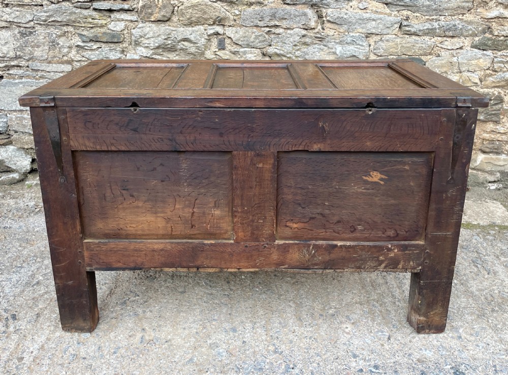 17th Century Oak Coffer View XIX