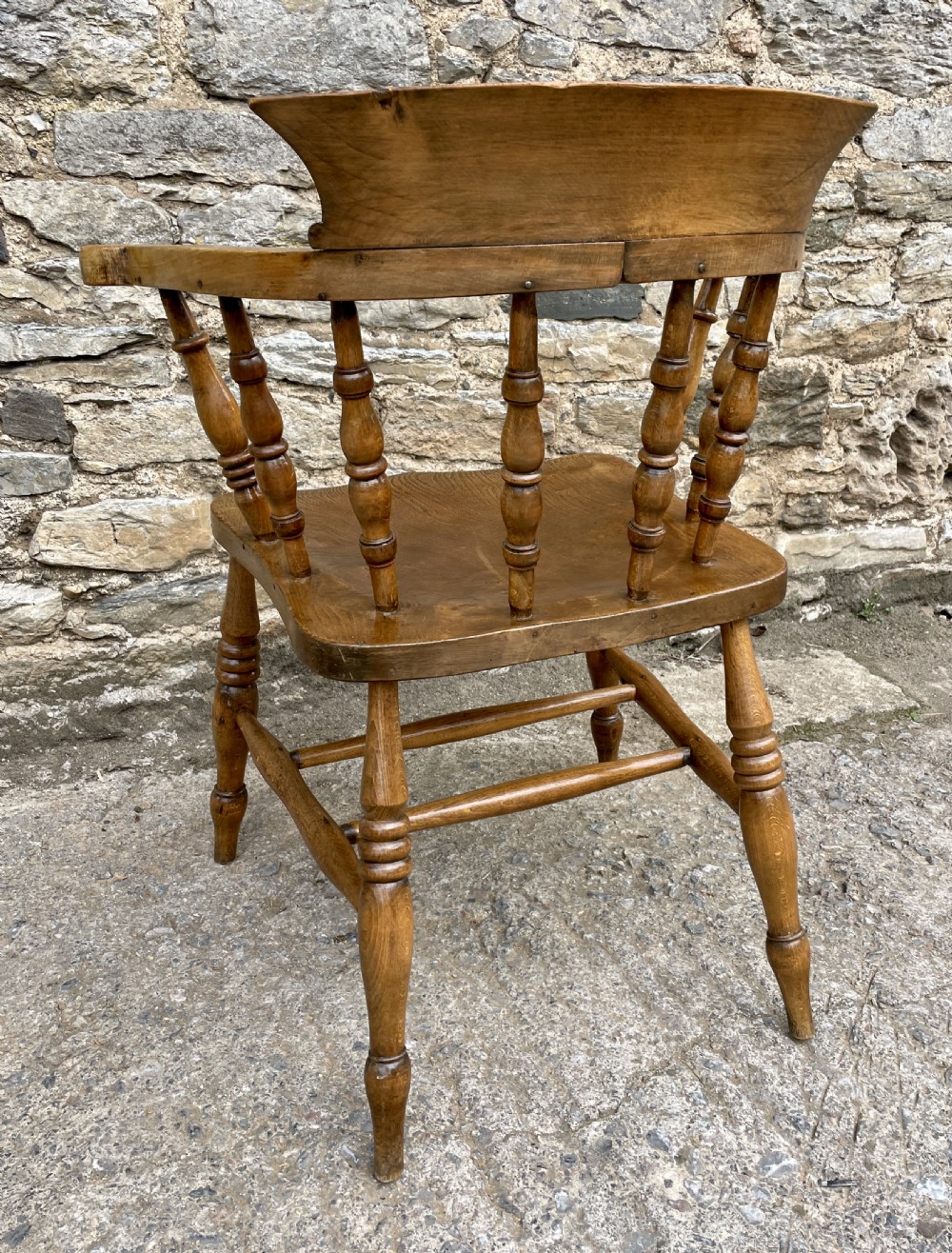 Antique Elm Captains Chair View VIII