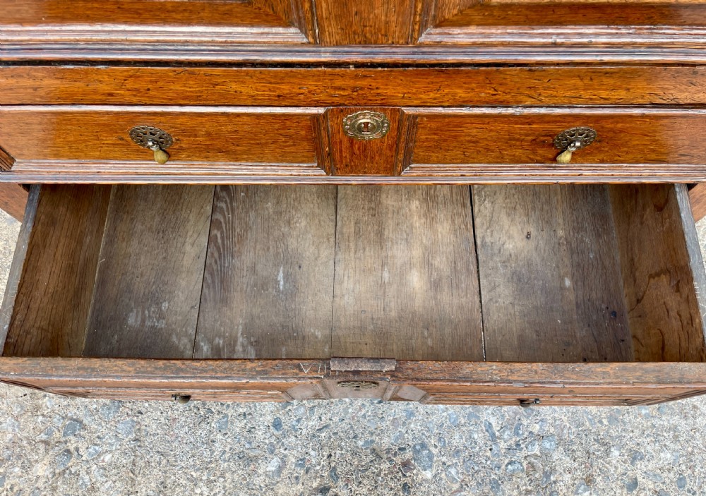 17th Century Oak Chest of Drawers View XIII