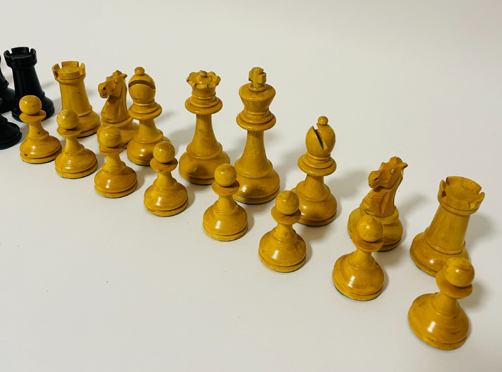 Staunton Pattern Chess Set
 View III