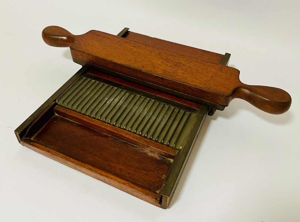 Antique Apothecary's Pill Roller