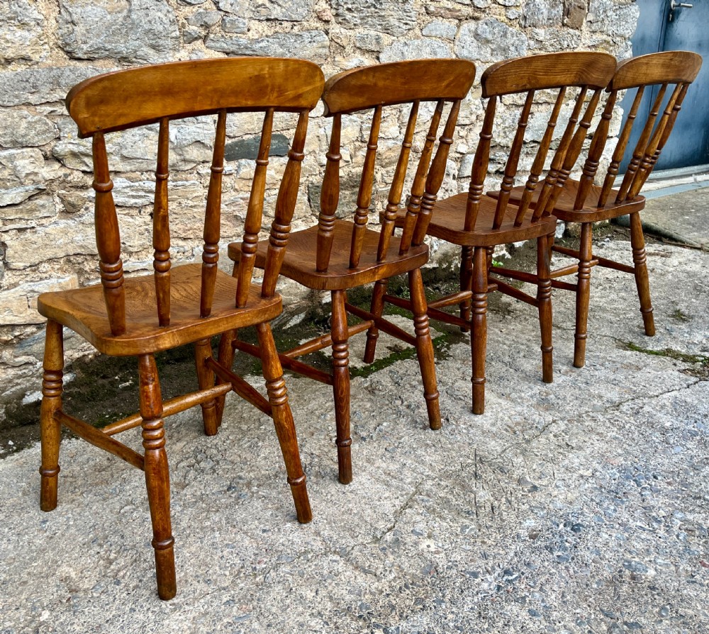 Set of 4 Antique Elm Kitchen Chairs View VII