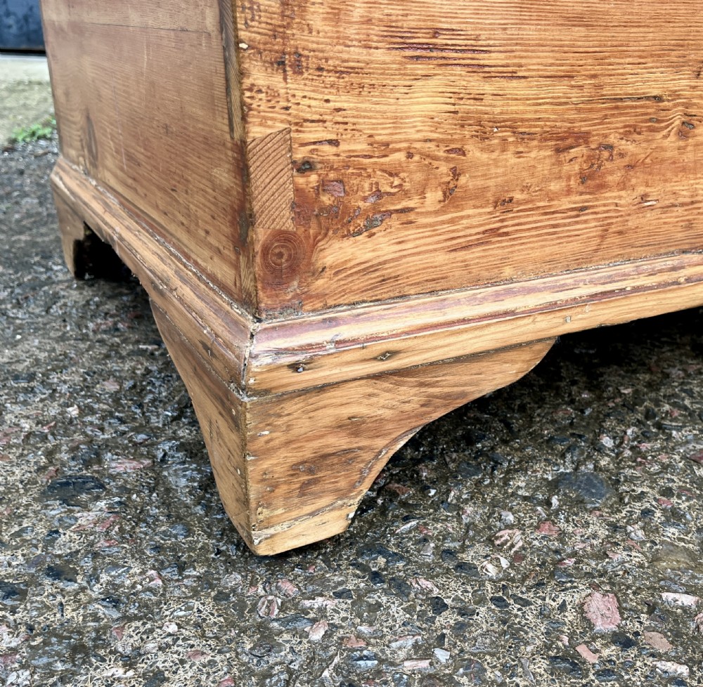 Antique Stripped Pine Blanket Box View XVI