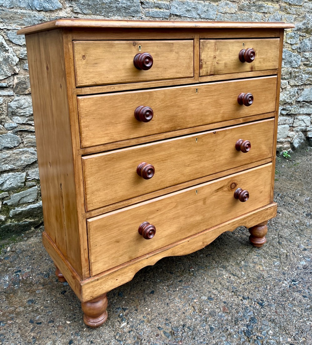 Large Antique Stripped Pine Chest of Drawers View III
