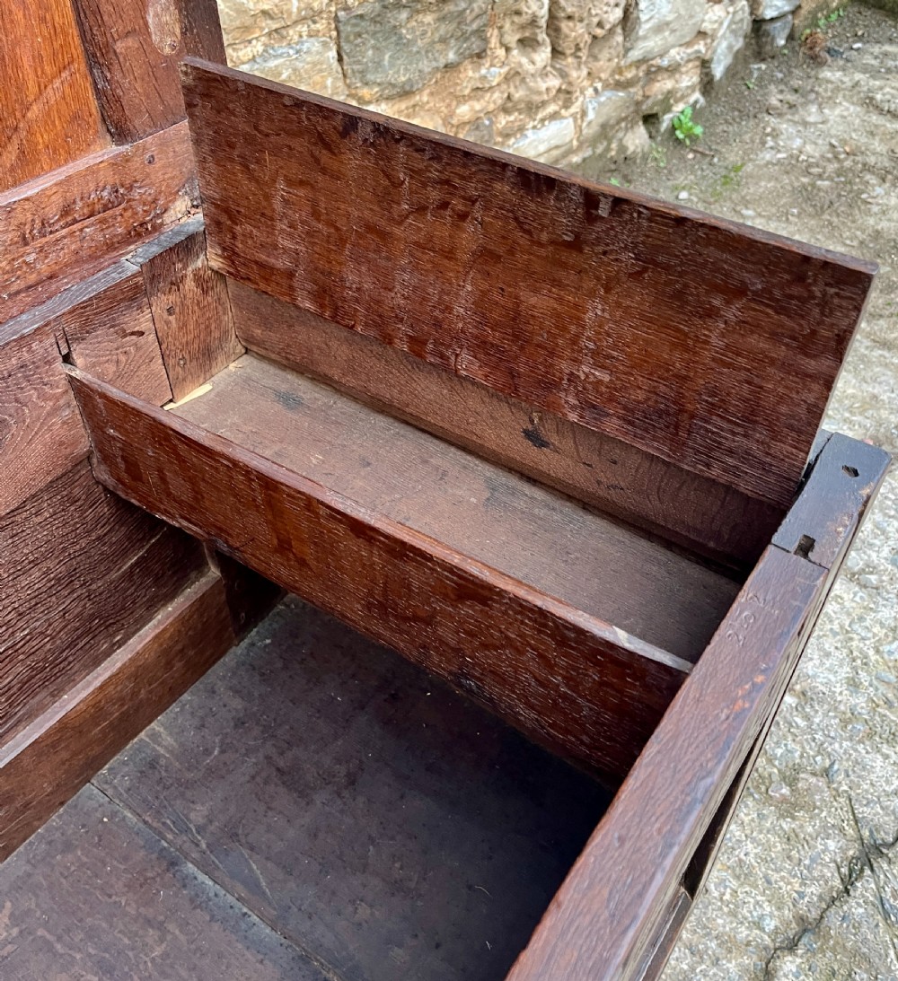 17th Century Oak Coffer View XI