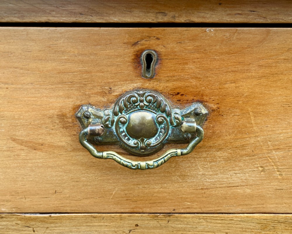 Large Antique Pine Chest of Drawers View IX
