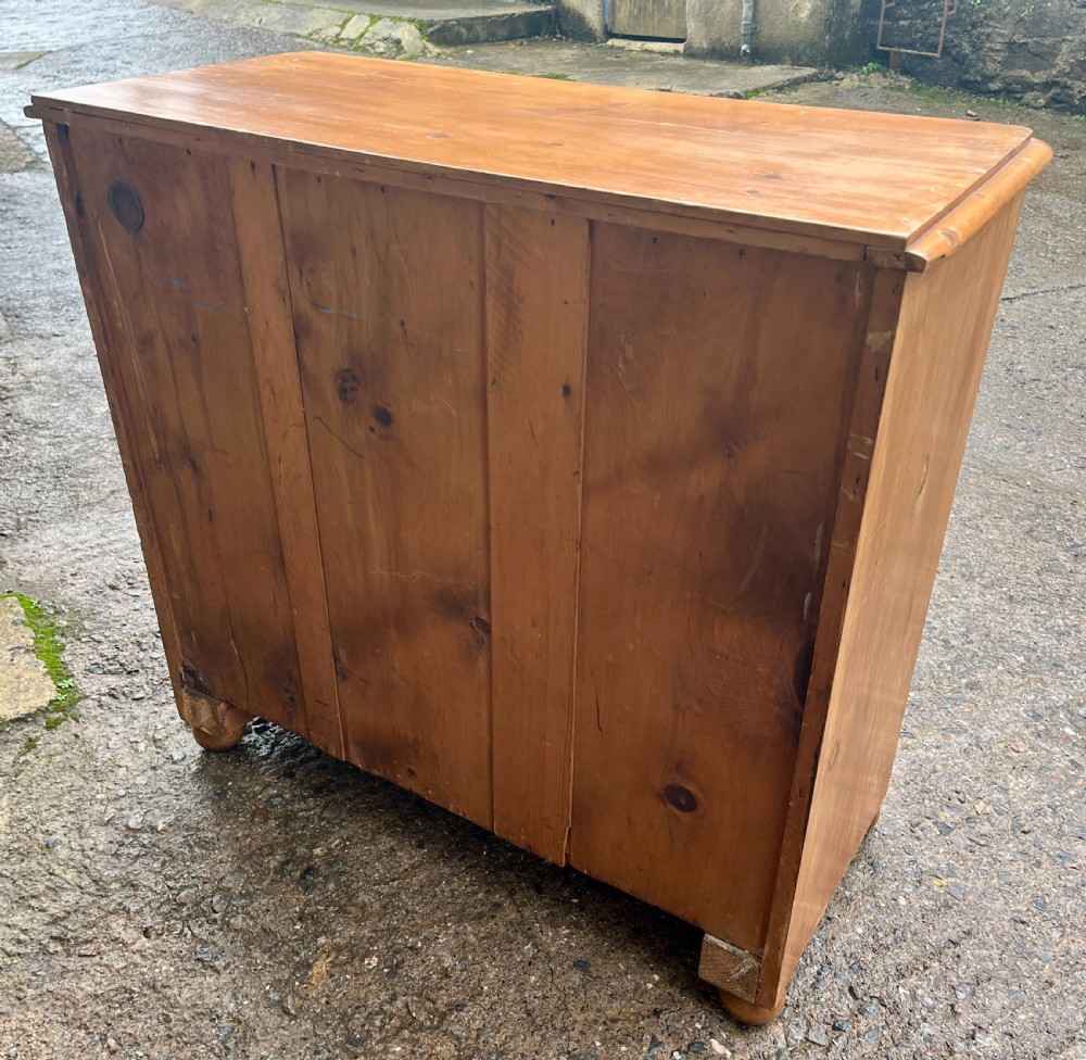 Large Antique Pine Chest of Drawers View XI