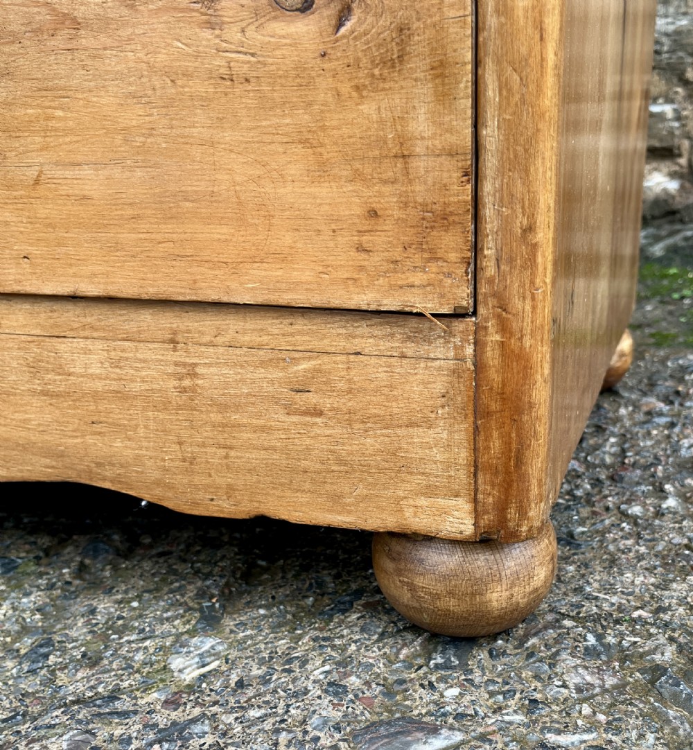 Large Antique Pine Chest of Drawers View XV