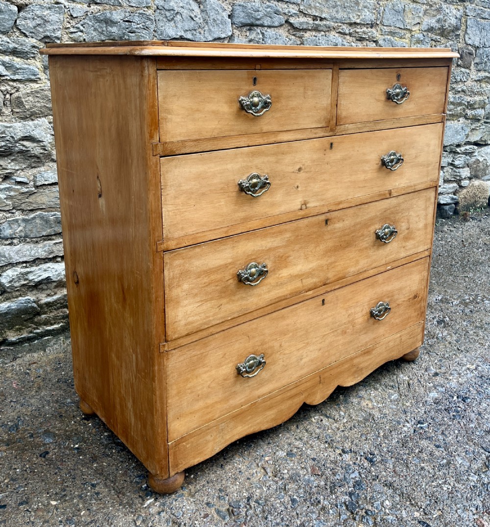 Large Antique Pine Chest of Drawers View XVII
