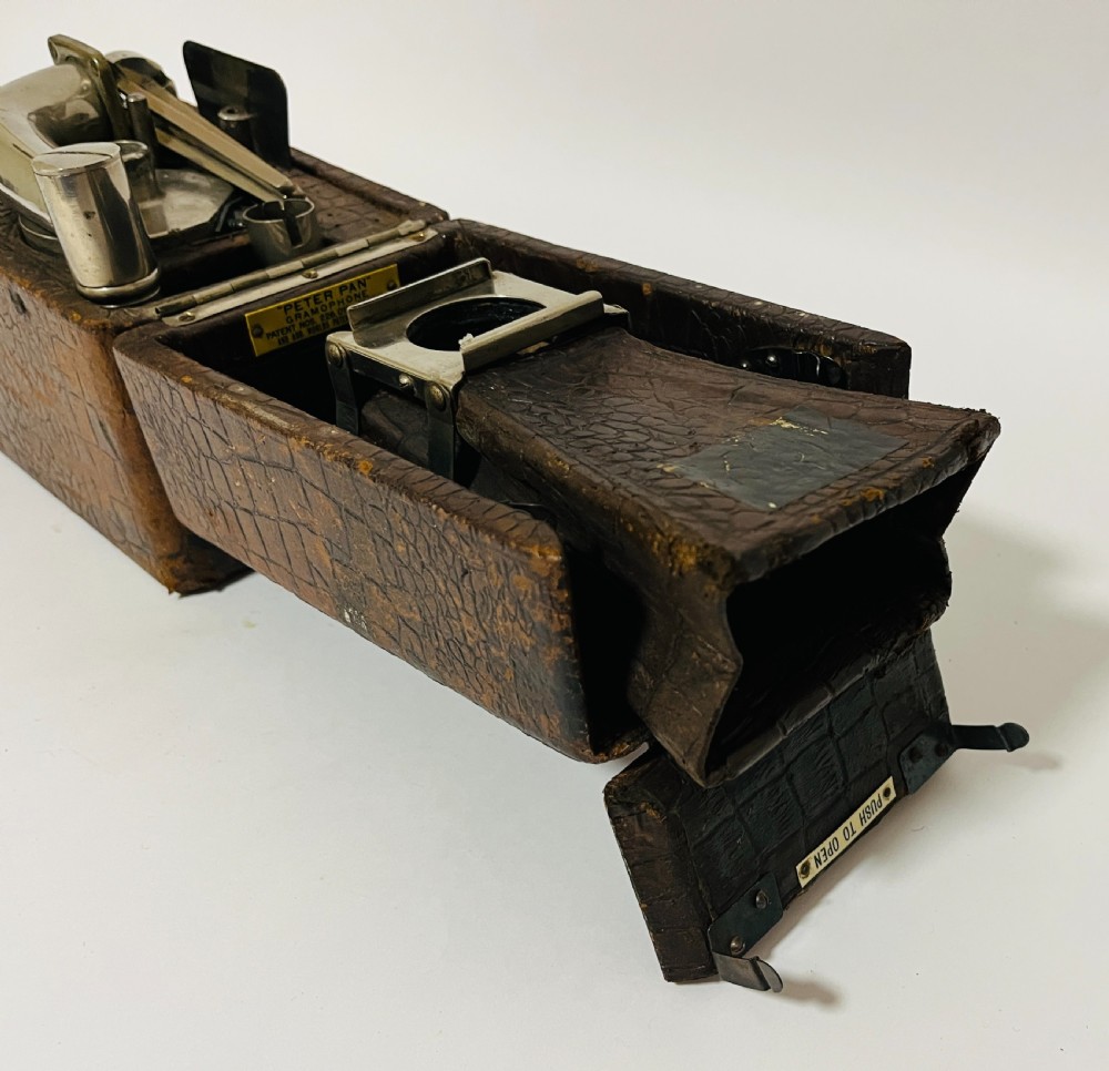 Peter Pan Portable Picnic Gramophone View X