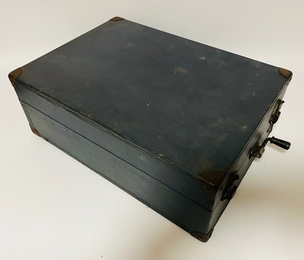 Original Portable Wind Up Gramophone View XIII