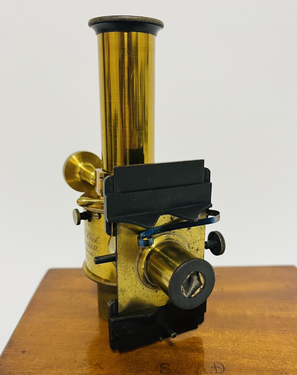 Antique Microspectroscope by R&J Beck View V