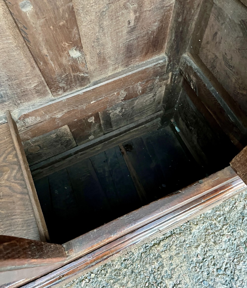 18th Century Welsh Oak Livery Cupboard View XIII