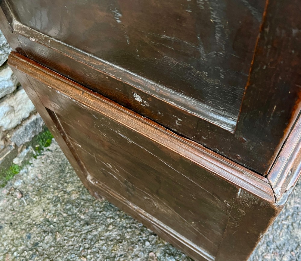 18th Century Welsh Oak Livery Cupboard View XXVI