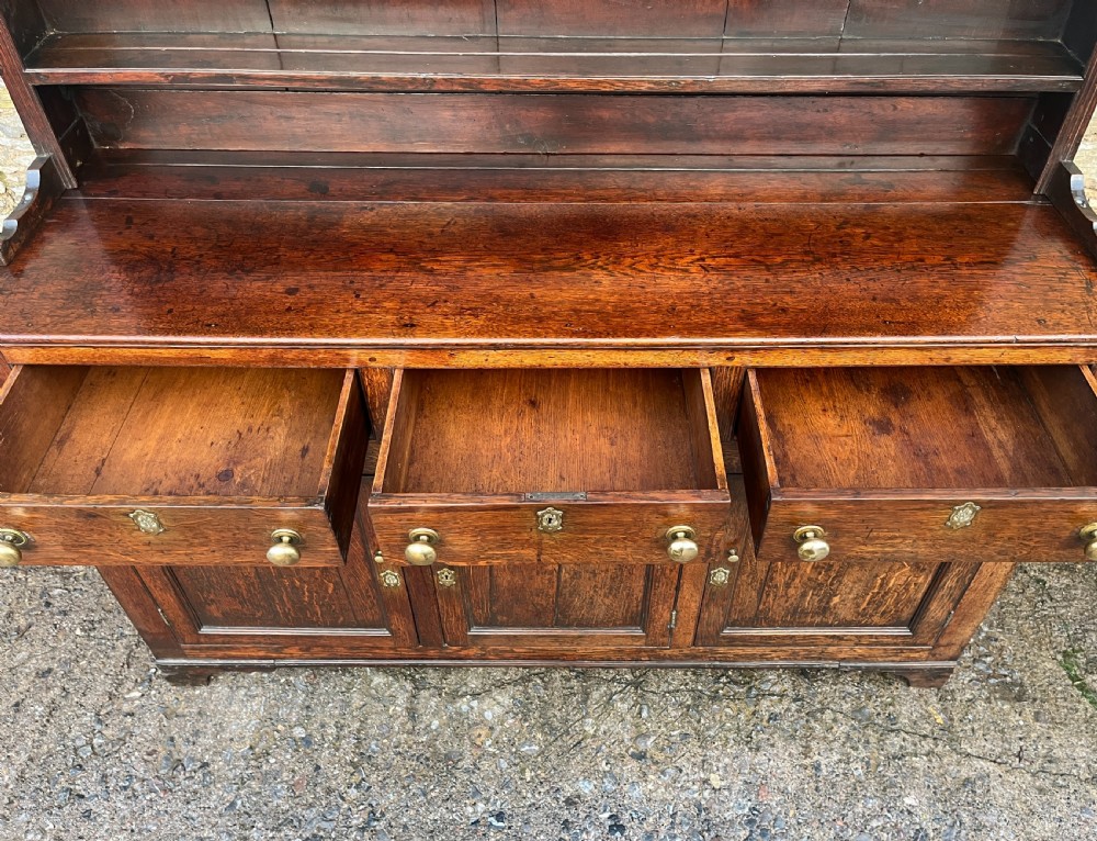 Georgian Welsh Oak Dresser View XIII