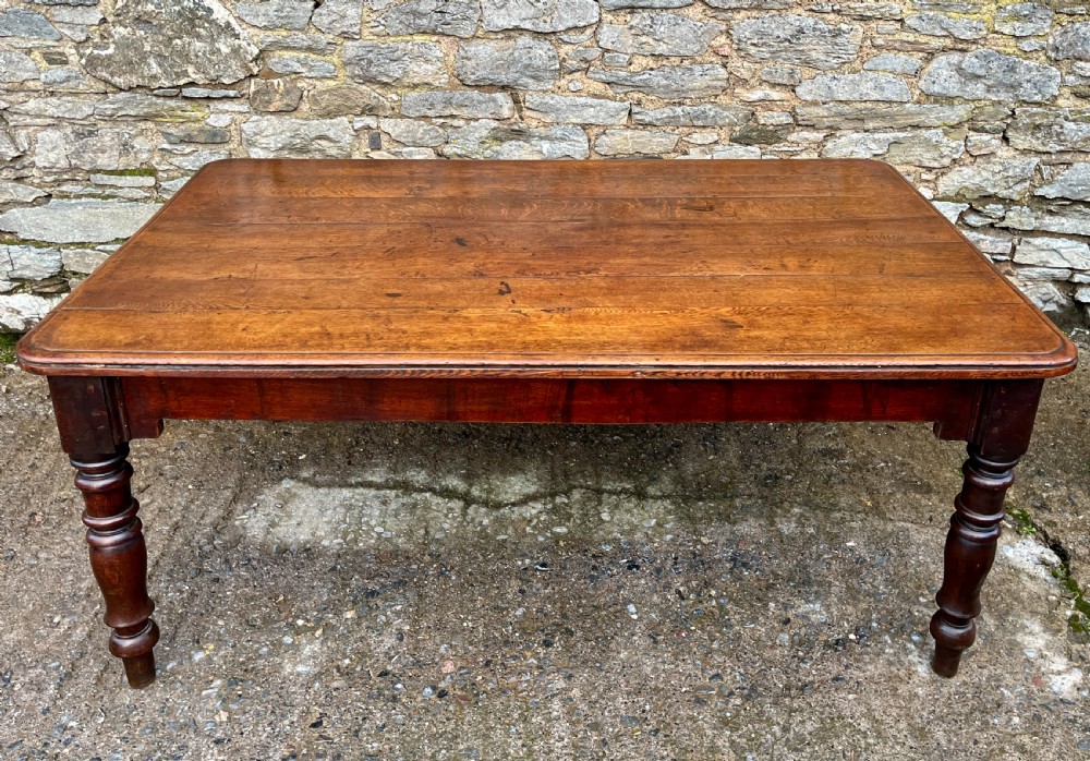 Victorian Oak Dining Table