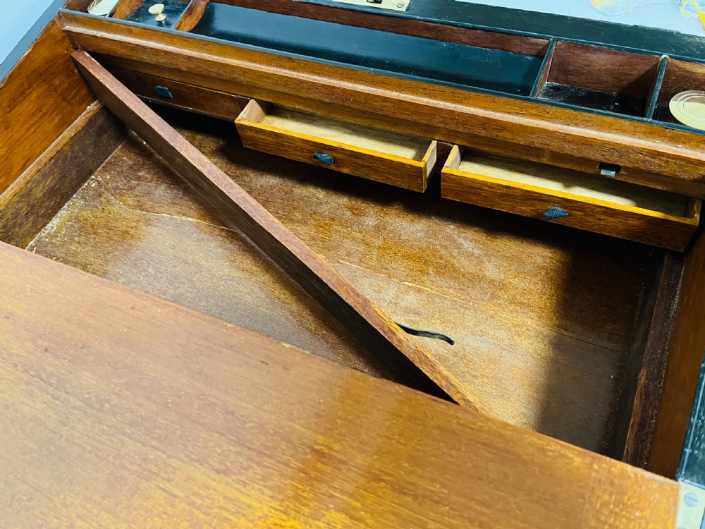 Victorian Walnut Writing Slope with Secret Drawers View IX
