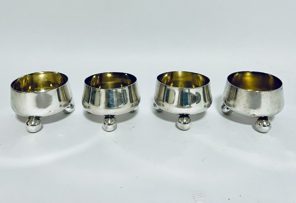 Set of 4 Victorian Exeter Silver Salts View V