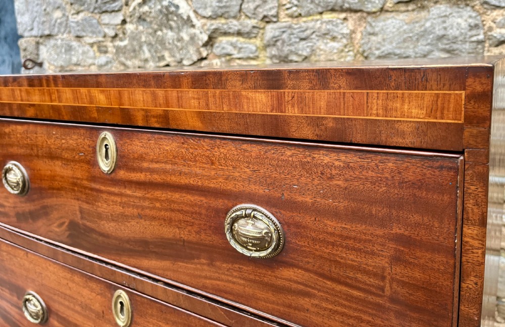 Small Regency Mahogany Chest of Drawers View XVI