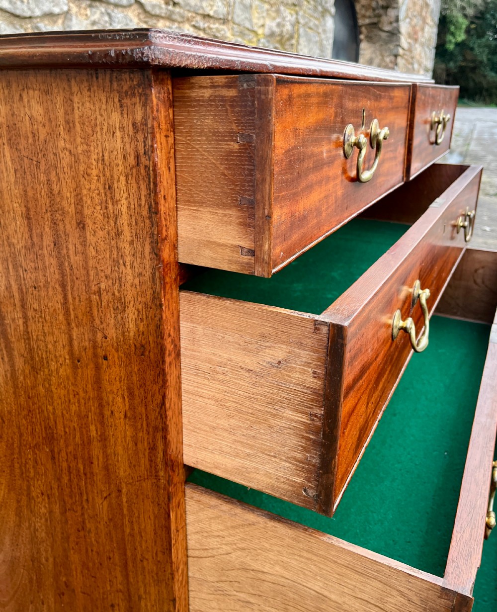 Georgian Mahogany Chest of Drawers View XII