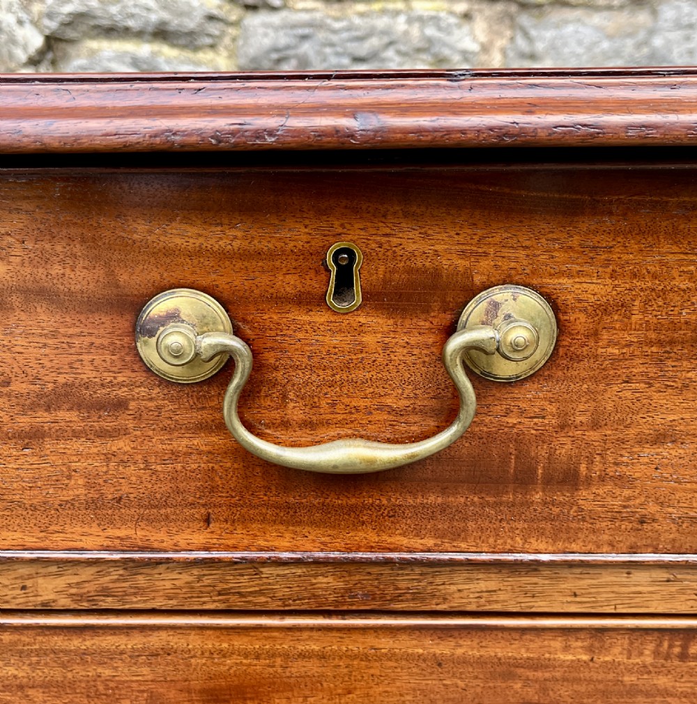 Georgian Mahogany Chest of Drawers View XVII