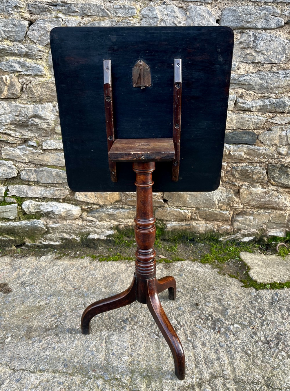 Regency Mahogany Tilt Top Wine Table View XV