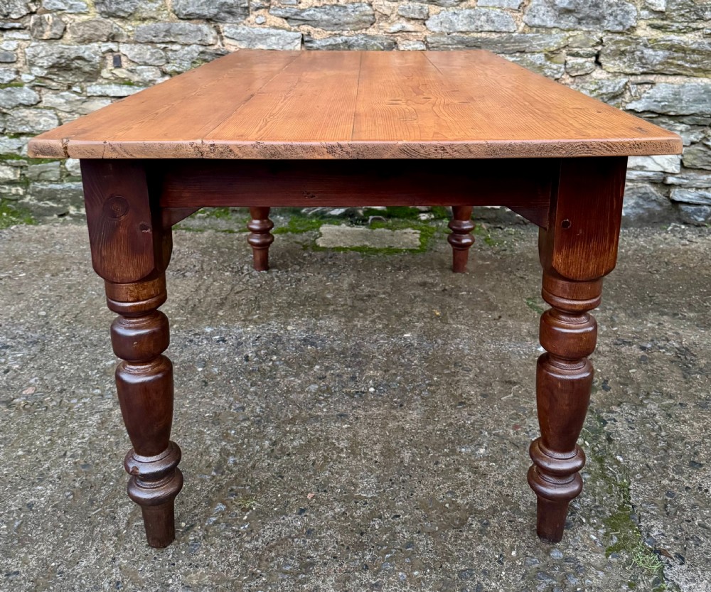 Pine Farmhouse Table
 View VII