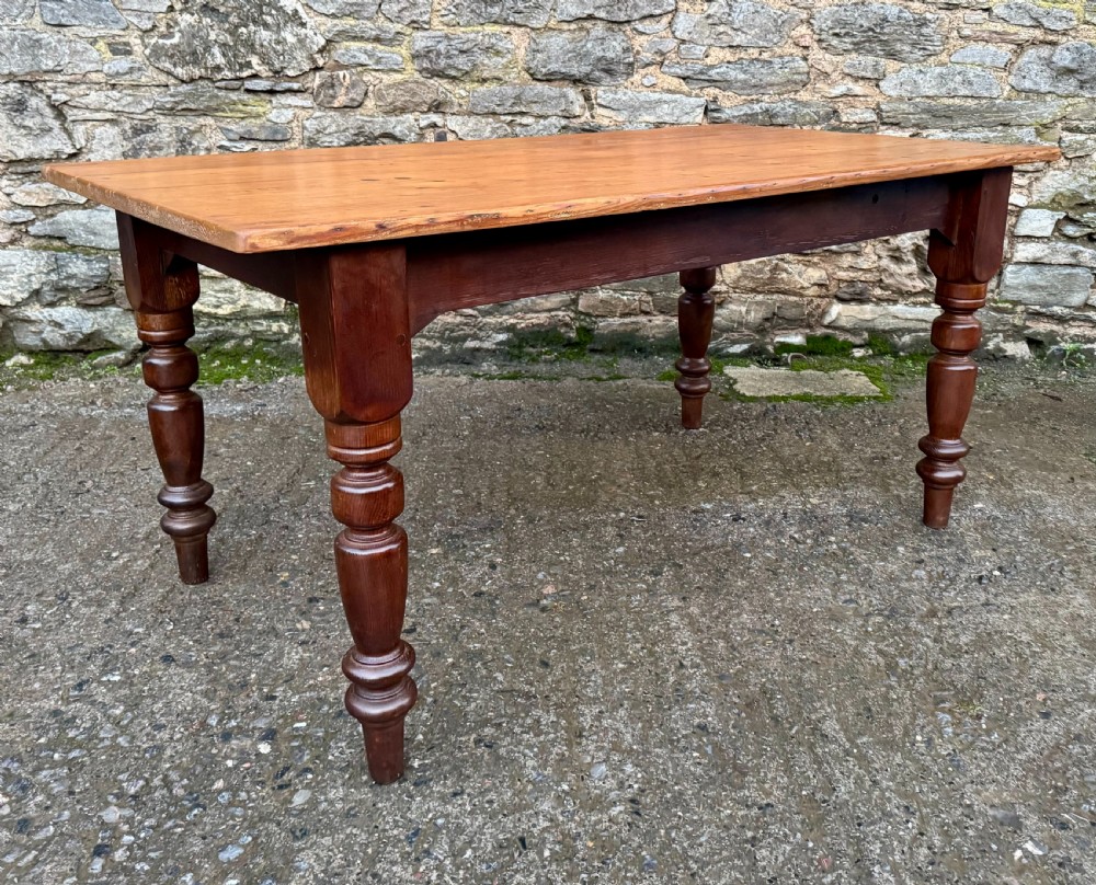 Pine Farmhouse Table
 View XV