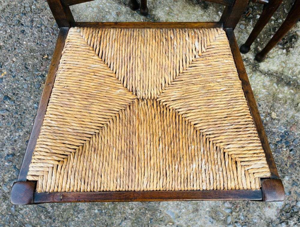 Set of 4 Antique Oak Ladderback Dining Chairs View XIII