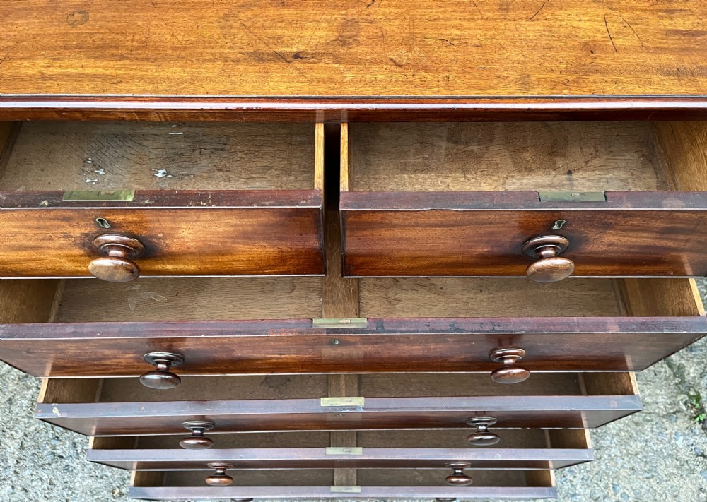 Large Victorian Mahogany Chest of Drawers View VIII