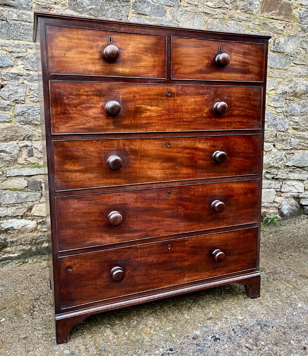 Large Victorian Mahogany Chest of Drawers View XVI