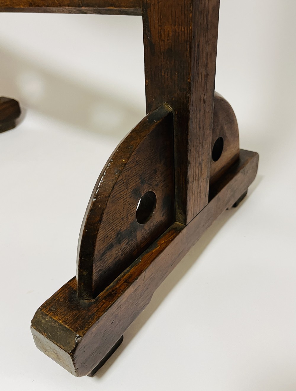 Antique Arts & Crafts Oak Dinner Gong View XVI