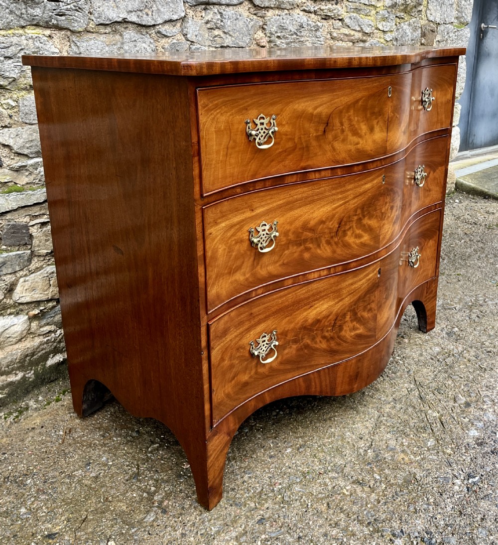 George III Serpentine Mahogany Chest of Drawers View XVI