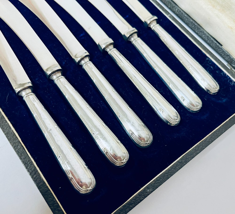 Set of 6 Silver Handled Butter Knives View IX