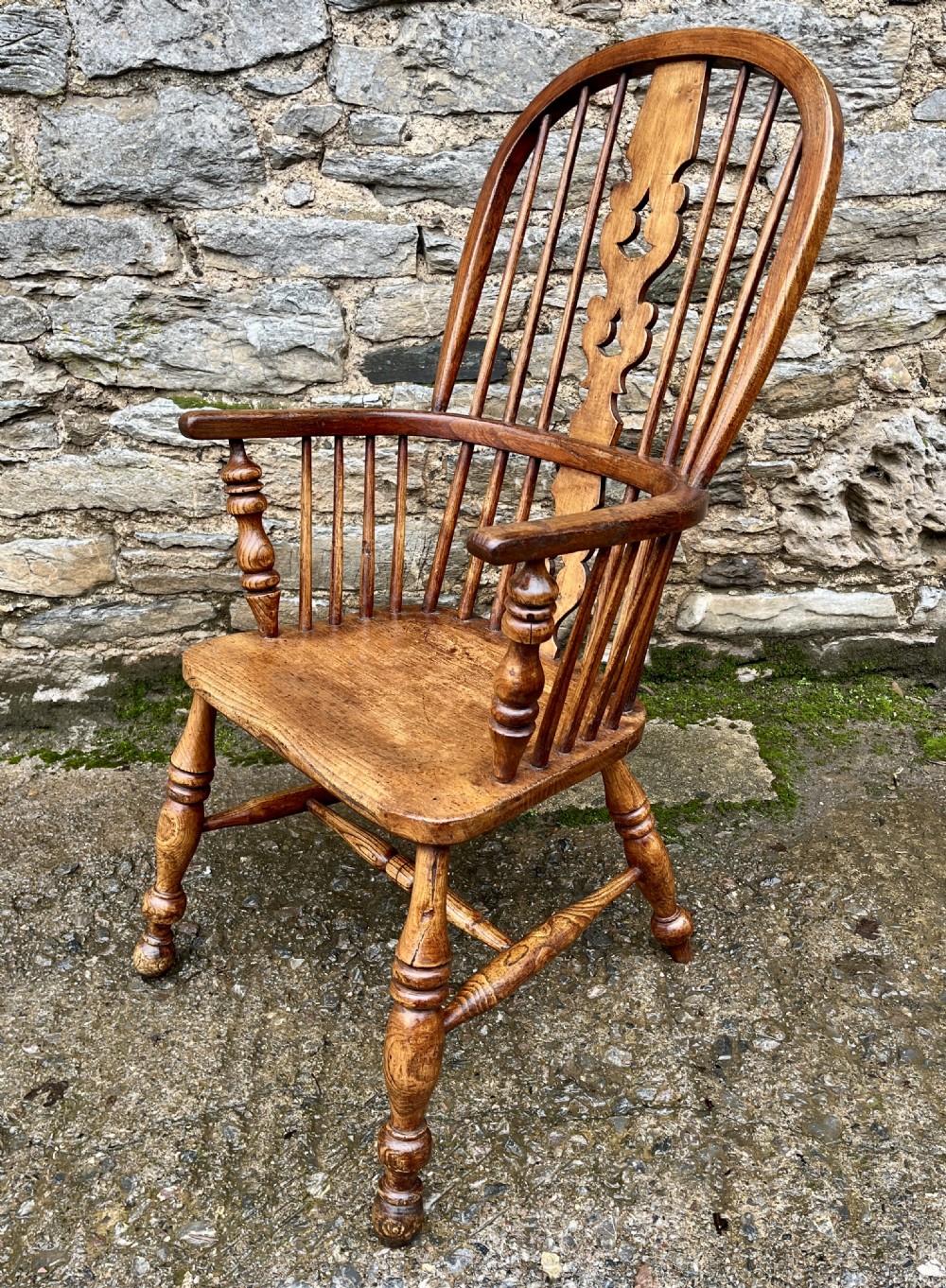 Antique Elm Windsor Chair View XII