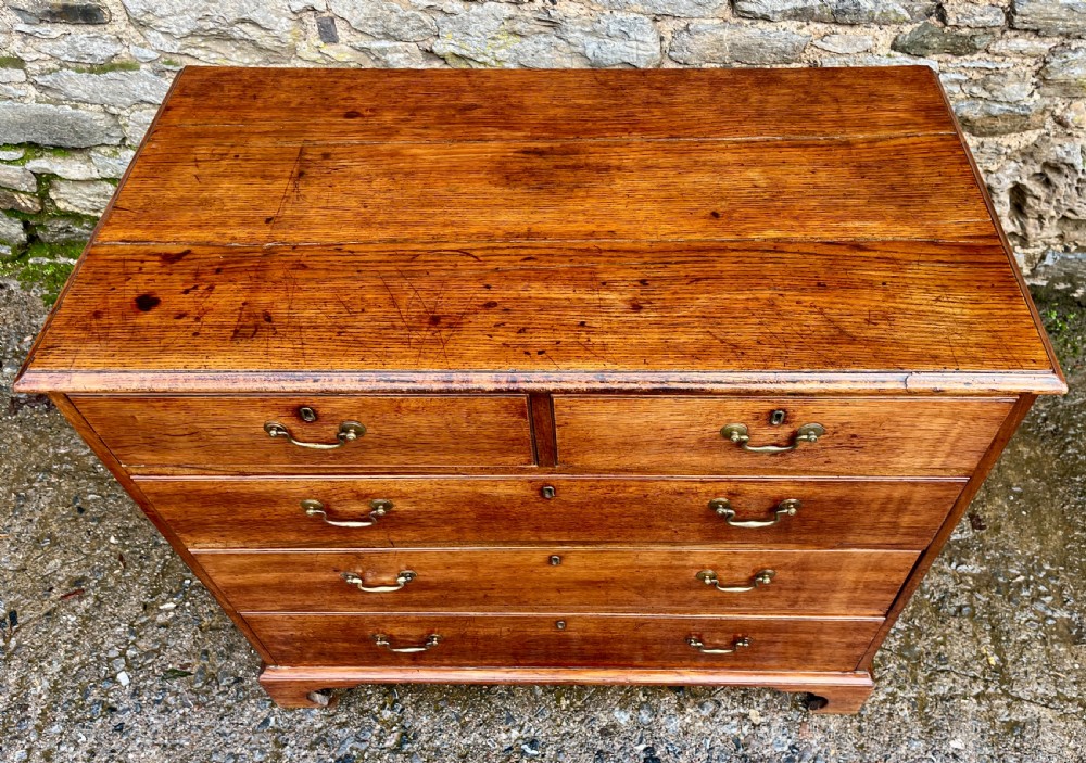 Georgian Oak Chest of Drawers View II