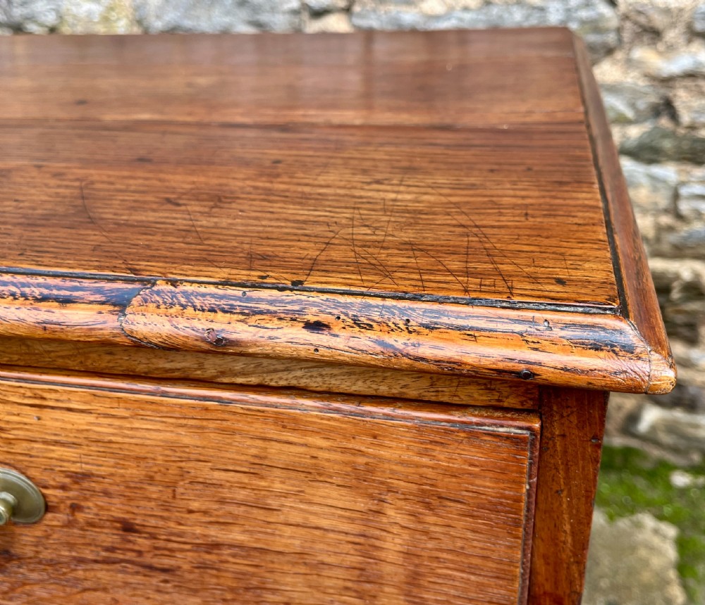 Georgian Oak Chest of Drawers View XV