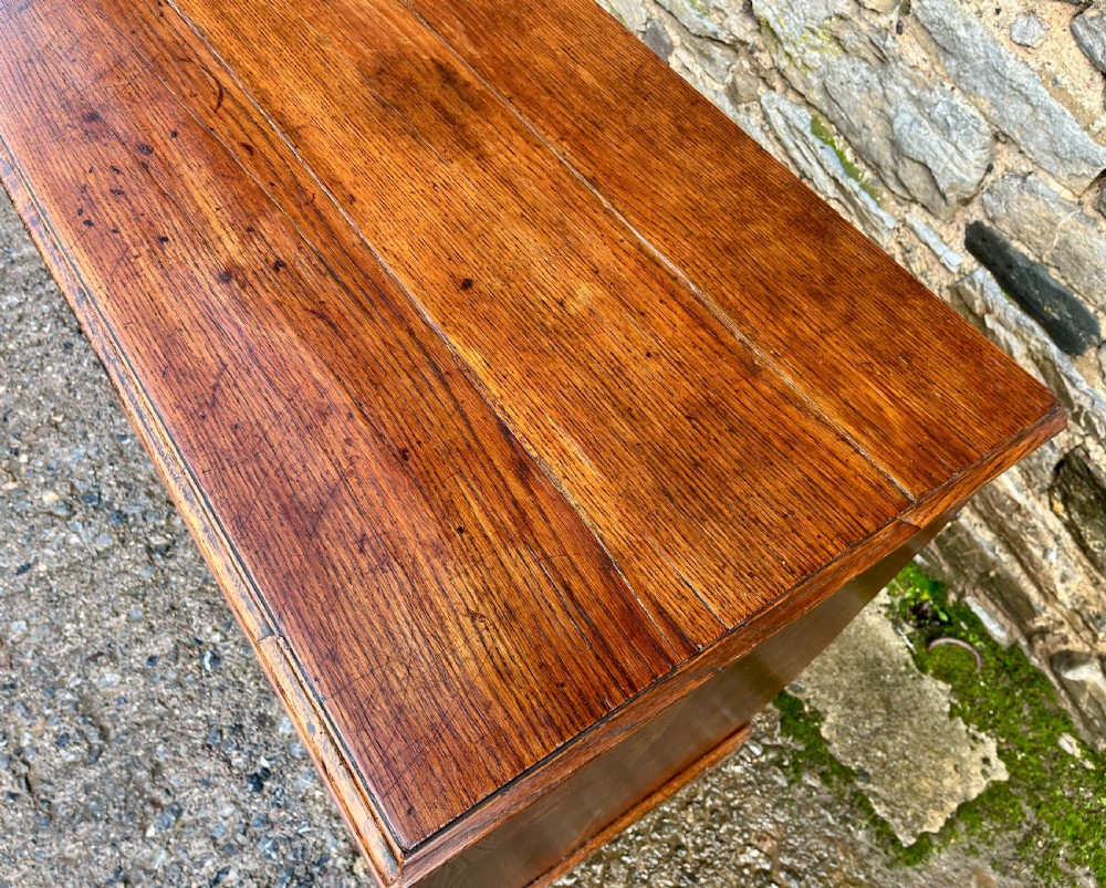 Georgian Oak Chest of Drawers View XVI