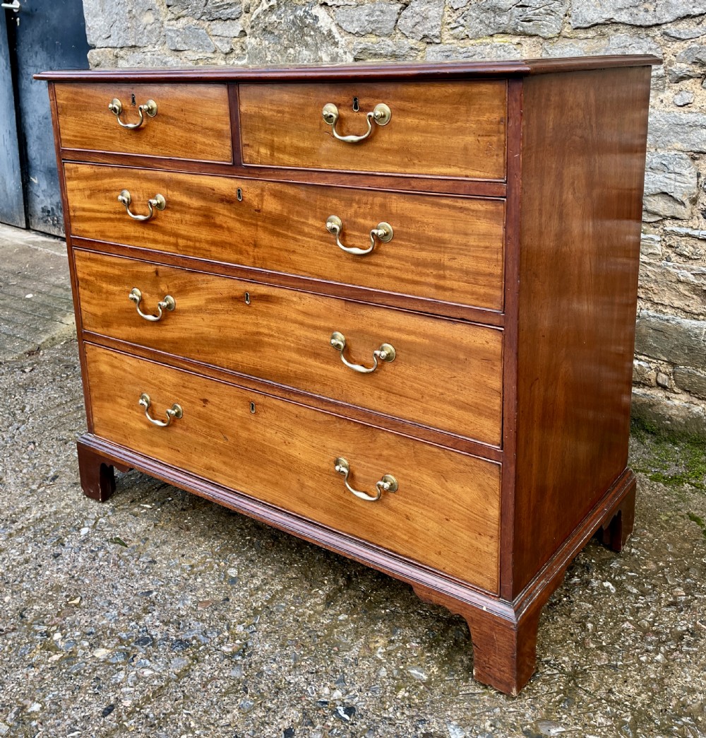 Georgian Mahogany Chest of Drawers View VII