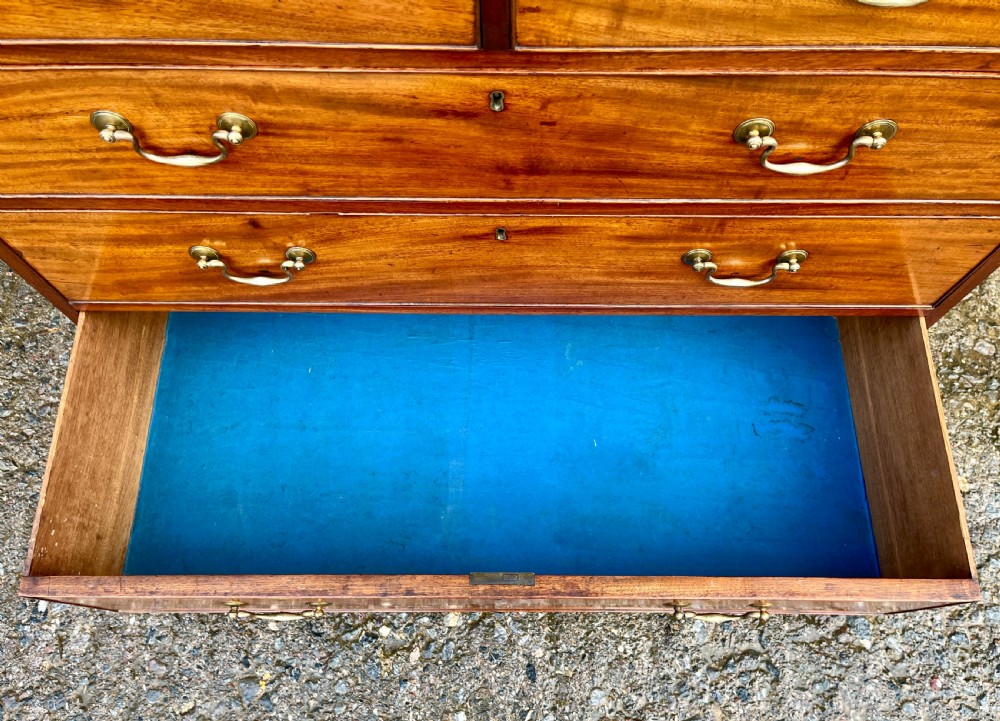 Georgian Mahogany Chest of Drawers View IX
