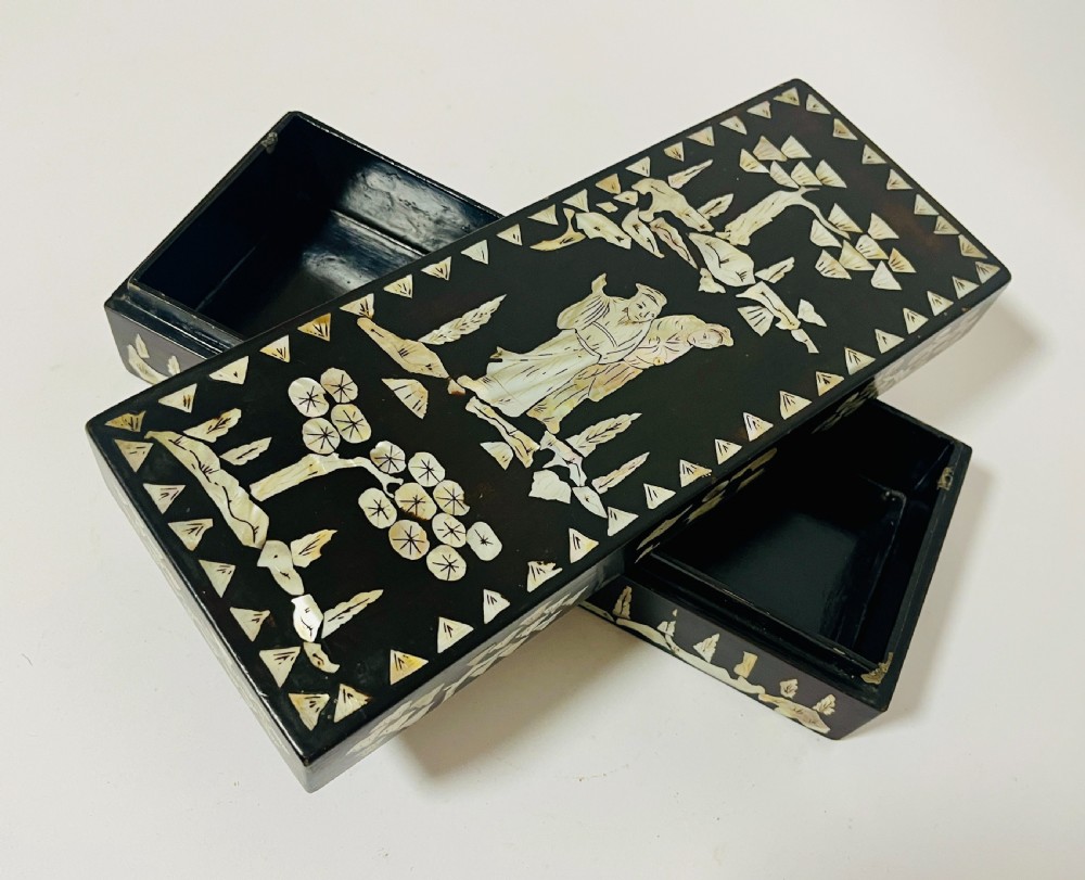 Antique Chinese Mother of Pearl Inlaid Box View IX