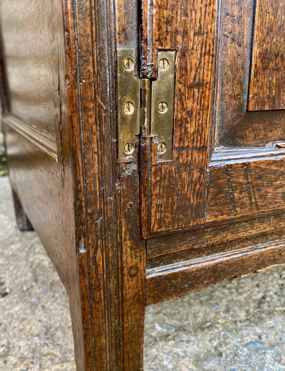 Georgian Oak Dresser Base View X