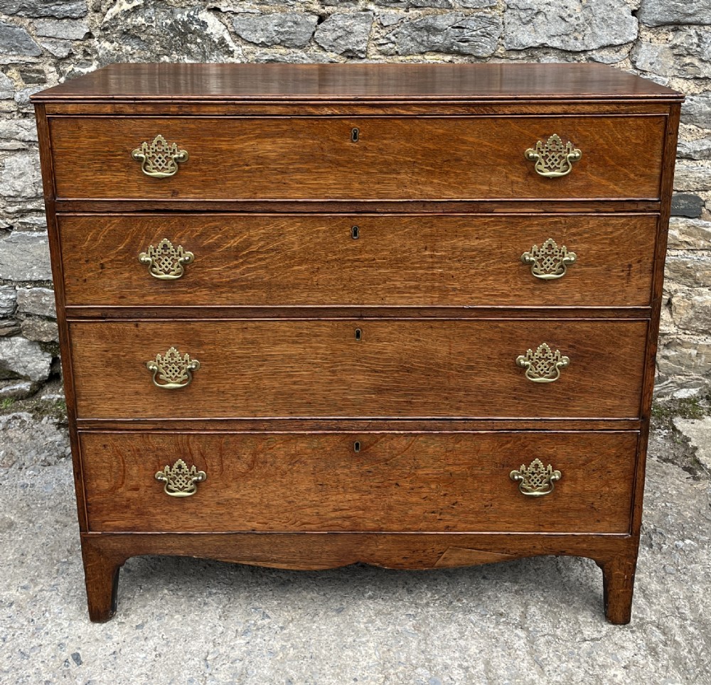Georgian Oak Chest of Drawers
