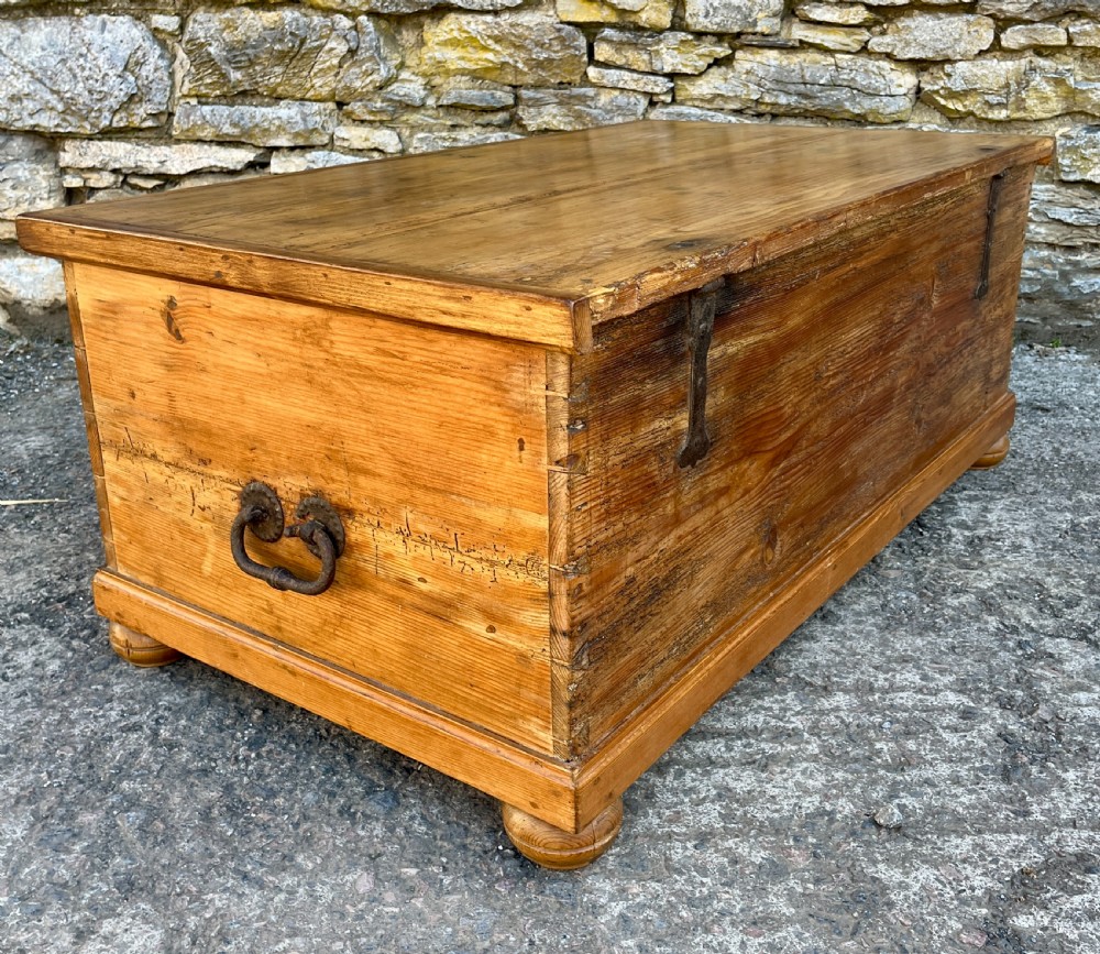 Large Antique Stripped Pine Blanket Box View VI