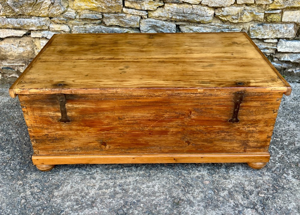 Large Antique Stripped Pine Blanket Box View XII
