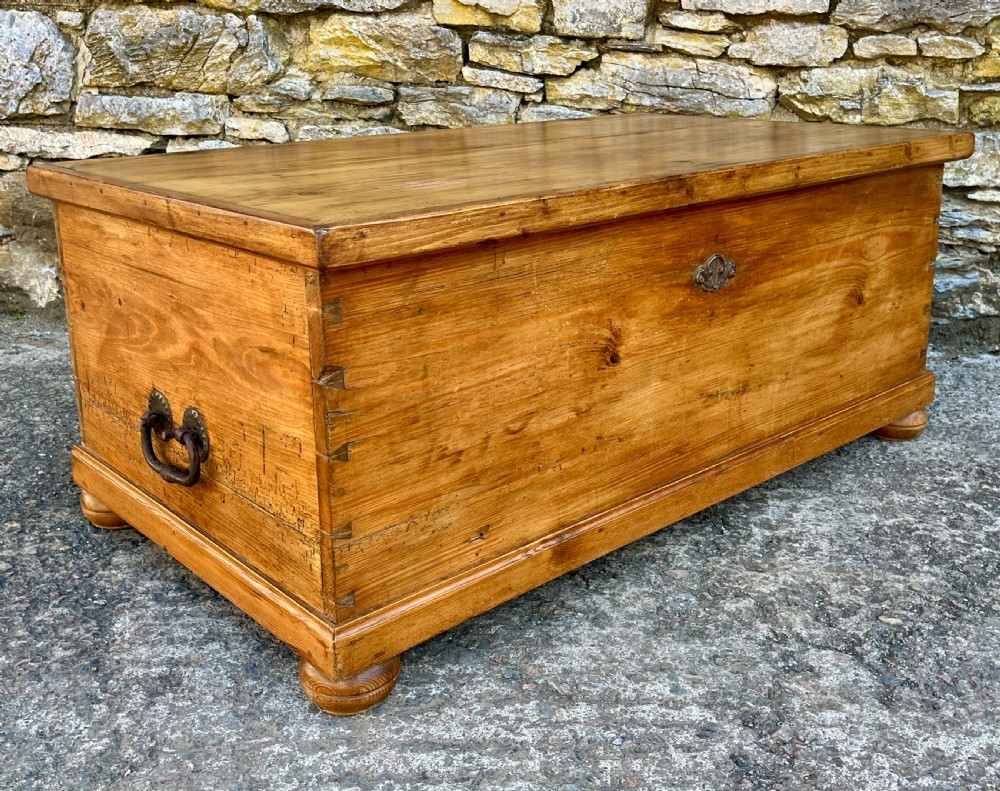 Large Antique Stripped Pine Blanket Box View XVII