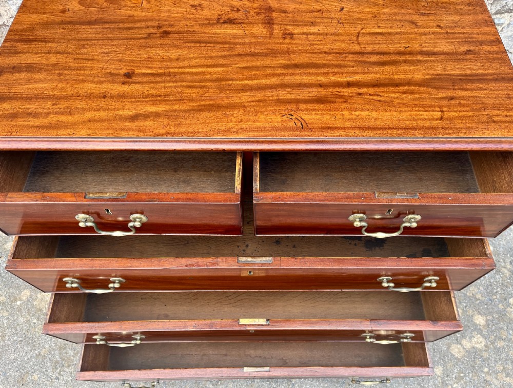 Georgian Mahogany Chest of Drawers View XIII