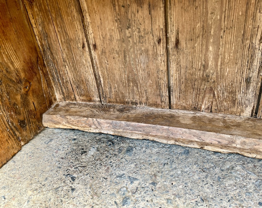 Antique High Back Pine and Elm Settle View XXI
