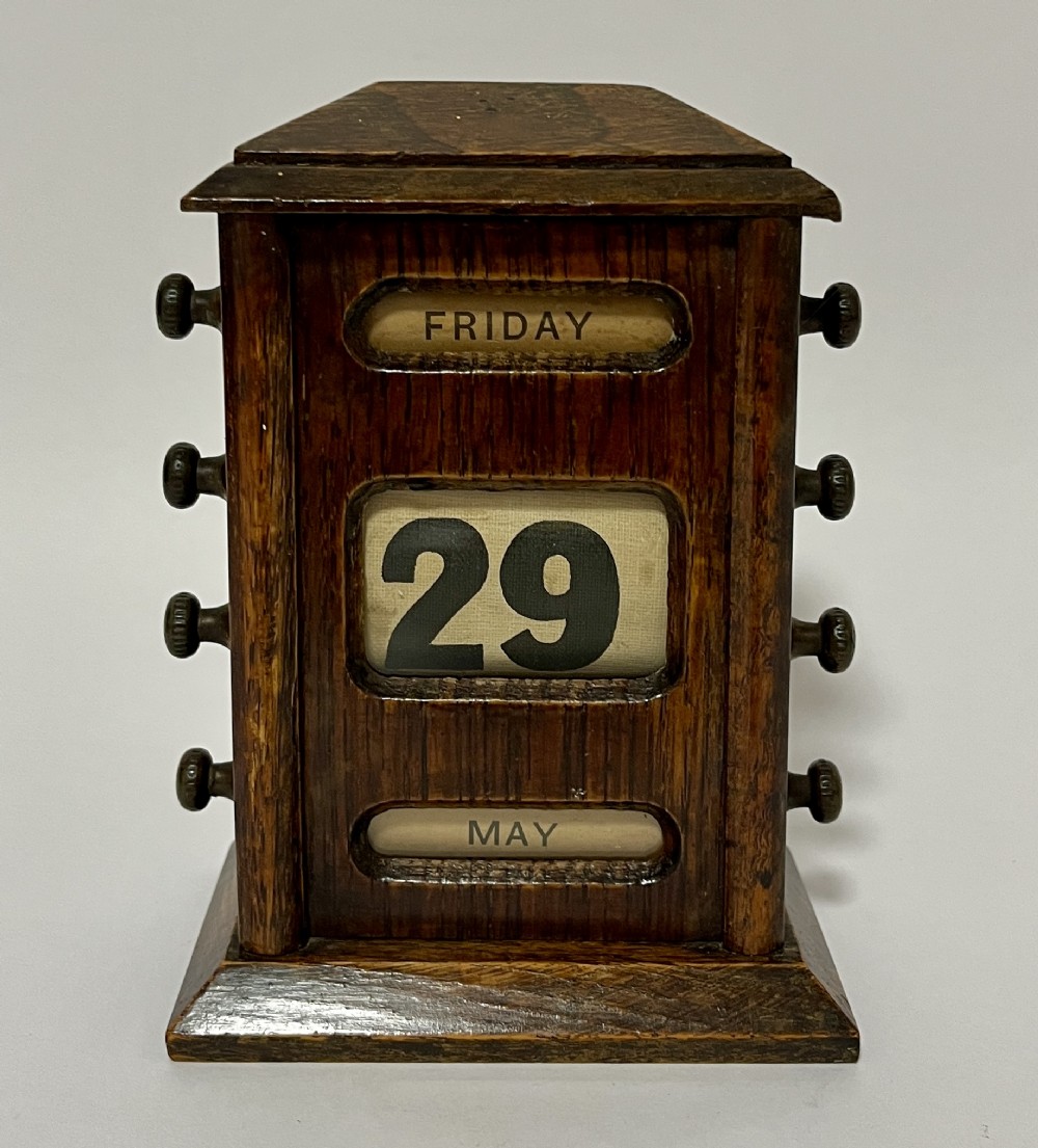 Edwardian Oak Perpetual Desk Calendar