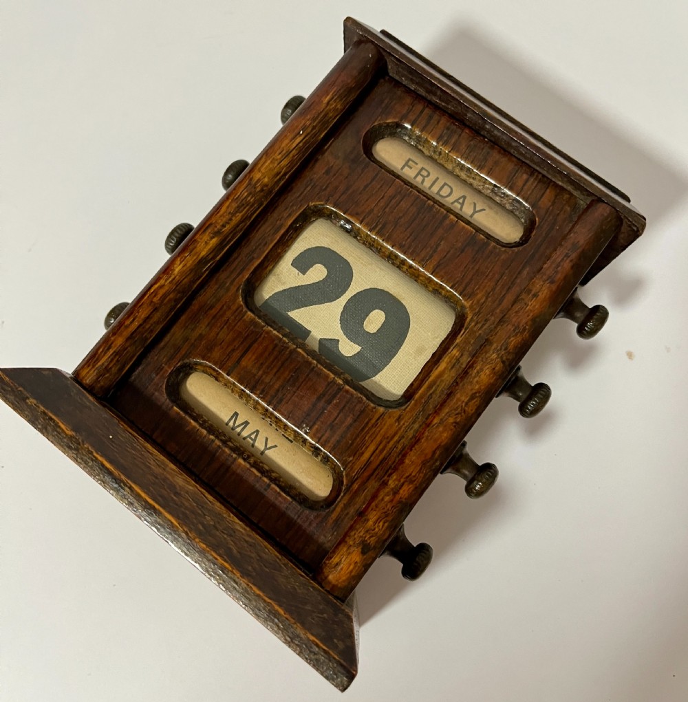 Edwardian Oak Perpetual Desk Calendar View IX